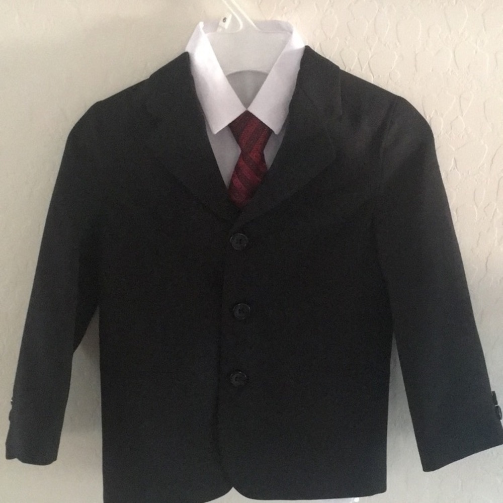 NWOT Elite 2 piece classy Jacket suit with tie
